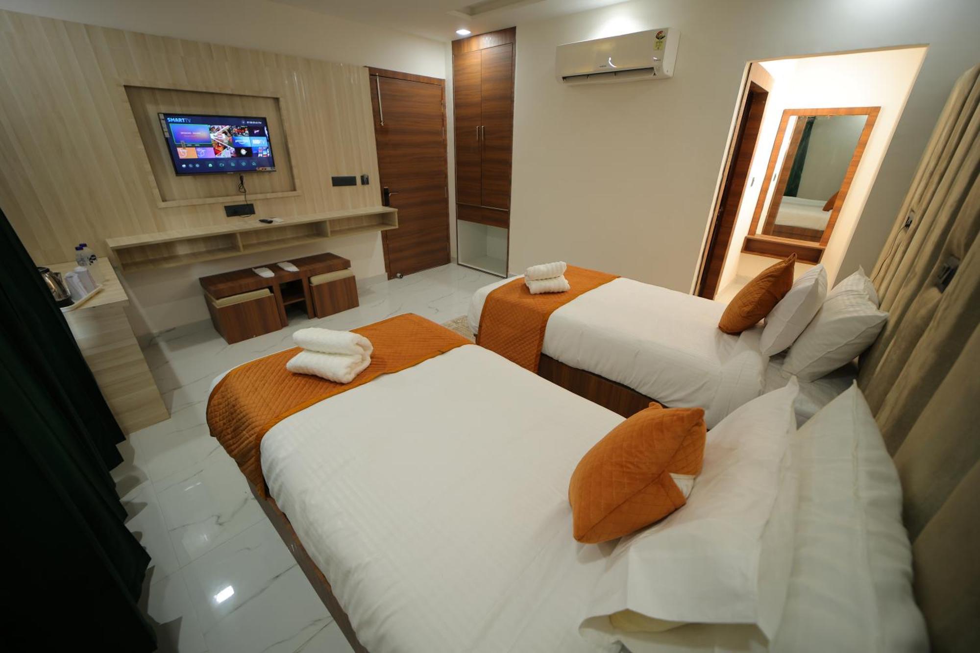Hotel Dev Villas Agra  Eksteriør billede