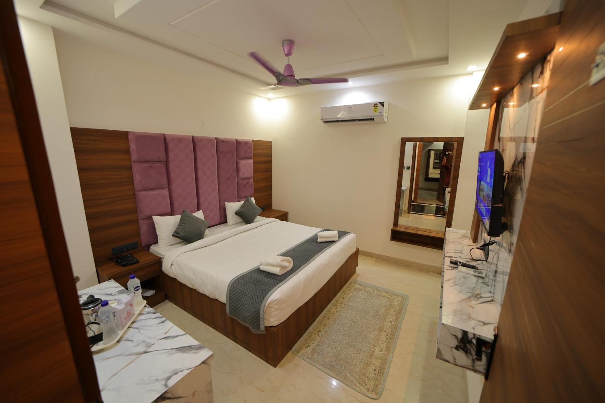 Hotel Dev Villas Agra  Eksteriør billede