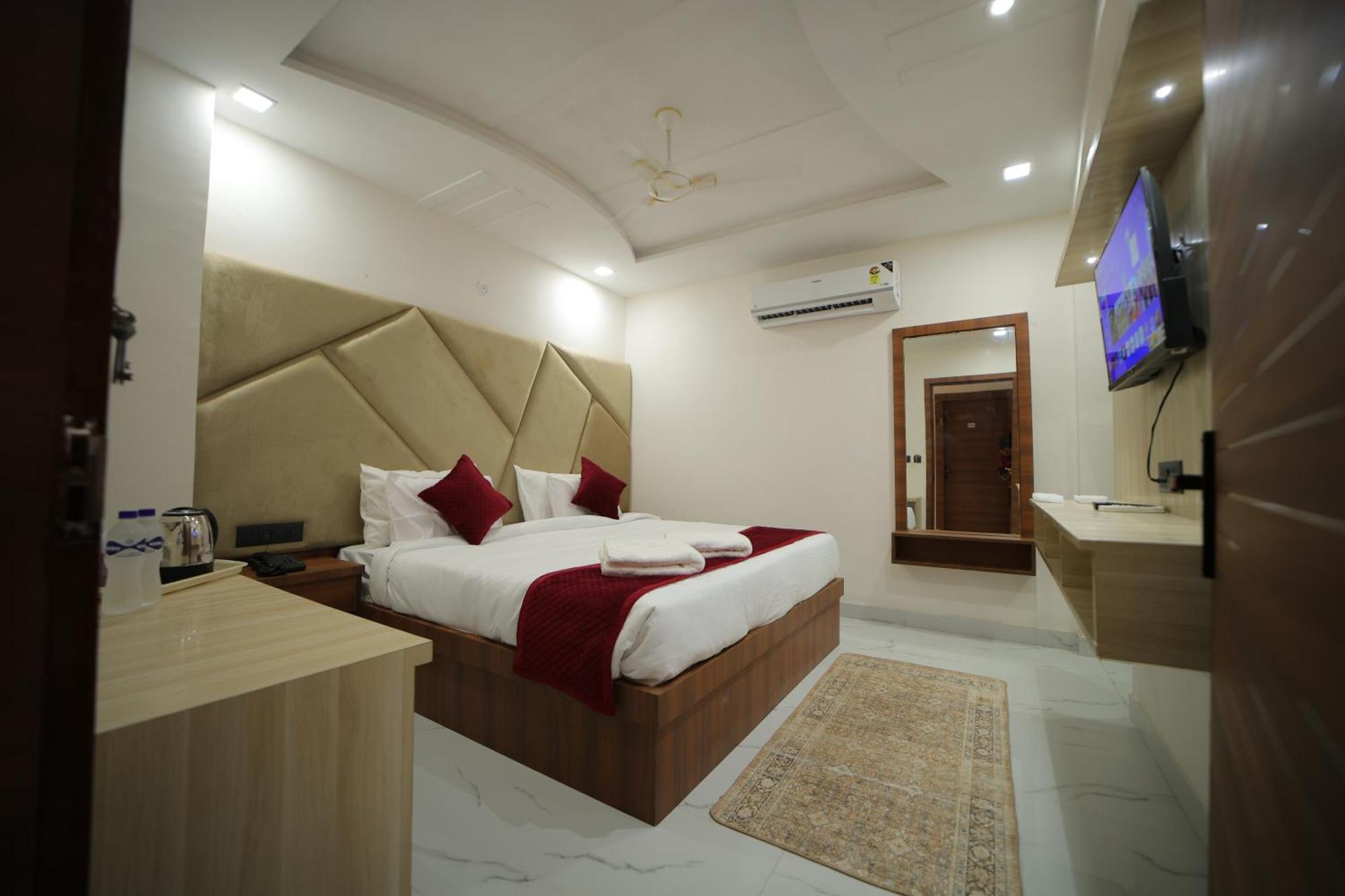 Hotel Dev Villas Agra  Eksteriør billede